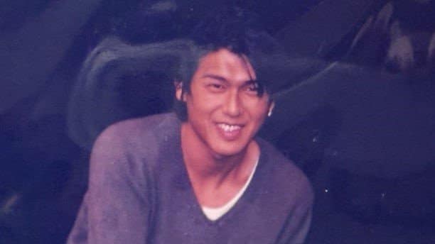 「宝の山」高橋克典  実家整理で内装公開！“約27年前の若き写真”など“4tトラック1台分”の思い出の品「歴史がつまってる」