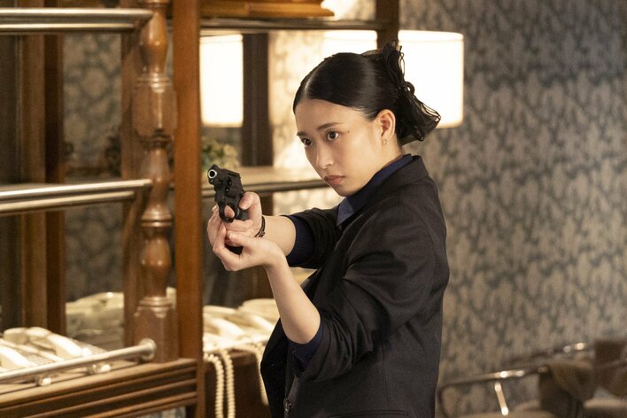 森川葵主演『スティンガース 警視庁おとり捜査検証室』場面写真公開！犯罪グループ“トクリュウ”の摘発をめぐる緊張感あるカットも<br />