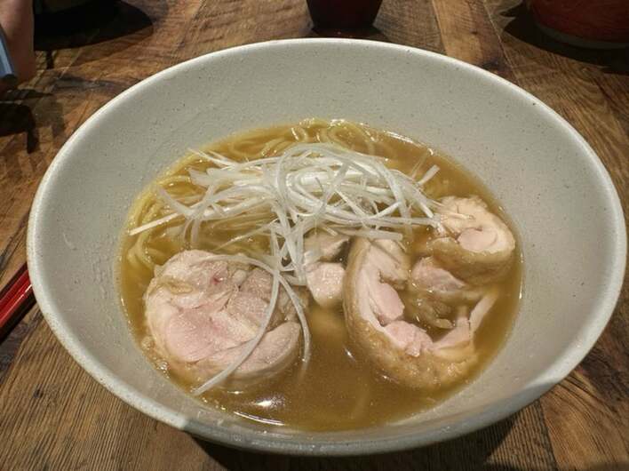 ダイアン・津田 “本格的な”手作りラーメンを披露！煮込んだスープや