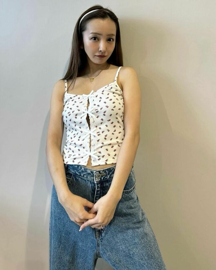 さくら堂 2009 板野友美 直筆サインカード 60枚限定