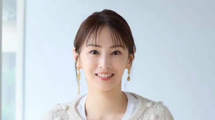 【画像6枚】手先の器用さは祖母譲り！北川景子が手作りしたクリスマスカラーのタペストリーを見る