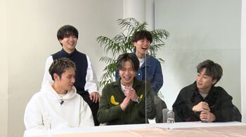 YouTuber コムドットが『突然占い』で地上波初出演！結婚・恋愛運も診断