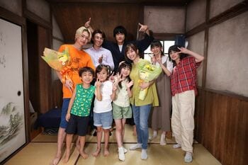 『ばらかもん』田中みな実、綱啓永らが笑顔のクランクアップ！