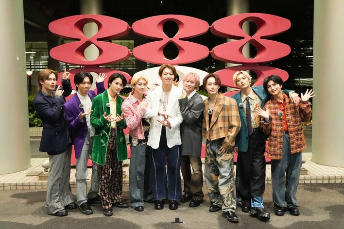 『超特急トレタリ』特番の裏側たっぷりの“超完全版”今夜放送「ドーパミンが出まくってる」&私物オークションでシューヤがキス顔！