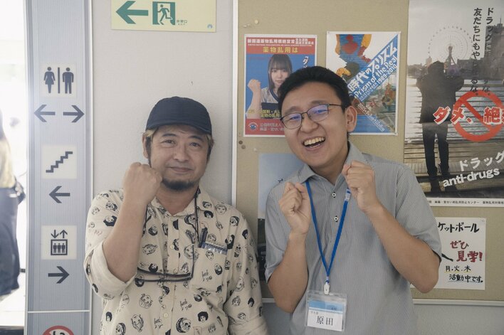 【画像】真剣な眼差しの芝居、清水崇監督と笑顔も…上垣皓太朗アナの写真を見る