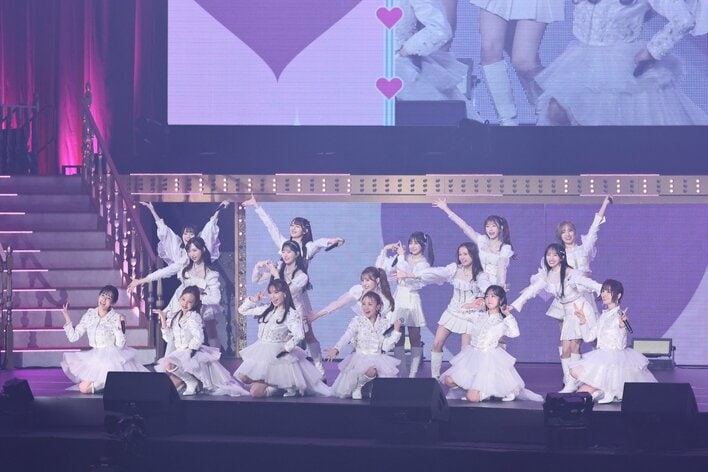 LE SSERAFIM・SAKURA&川栄李奈がサプライズVTR登場！一番の思い出は