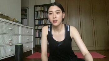 三吉彩花が家でできるトレーニングを紹介！