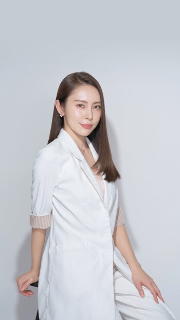 【2026年最新】デリケートゾーンの悩み「誰にも相談できない」女性が53%。市販ケアに限界を感じ、99%が美容婦人科での根本解決を希望