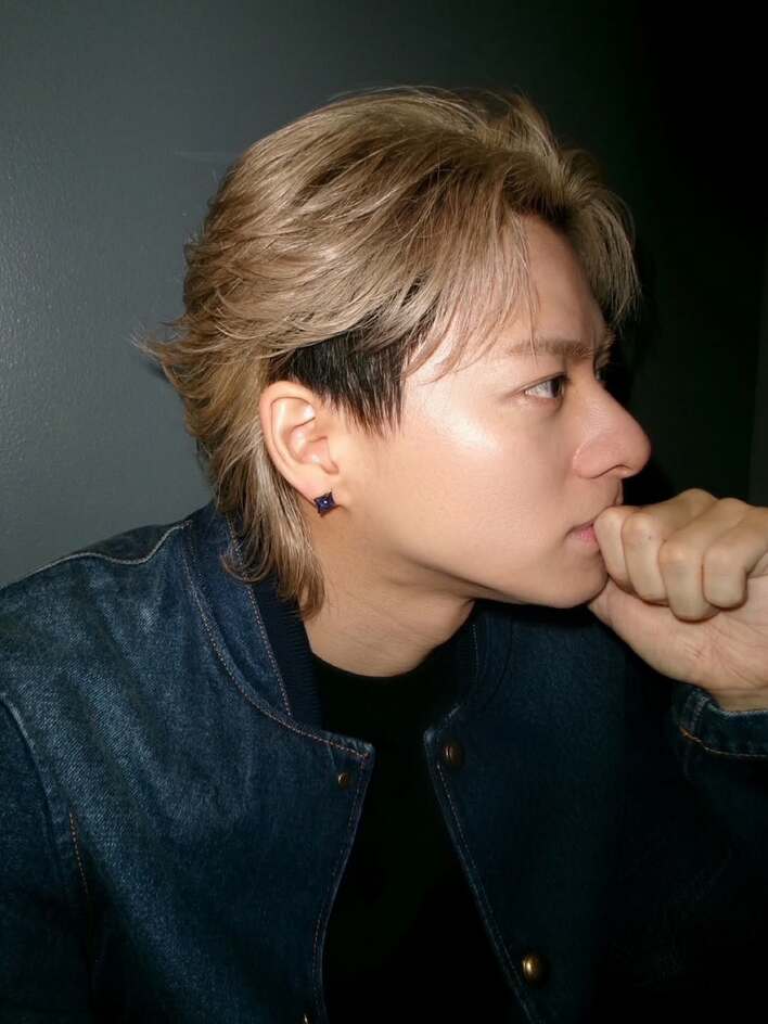 照れ笑いも最高すぎる」平野紫耀 顔隠し はにかむ笑顔にファン歓喜
