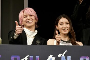 土屋太鳳＆佐久間大介 マッチングアプリで自身をアピールするプロフィールを作成