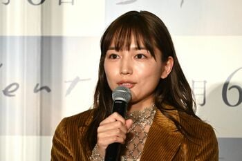 川口春奈 高校生役への不安を語る「制服を着たときだけ汗が止まらない」