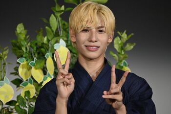 ラウール、目黒蓮との“お散歩デート♡”を明かす「いっぱい歩いて、疲れたら喫茶店へ」