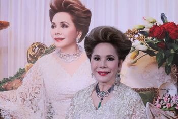 デヴィ夫人「高い保険料を払ってると思う」傘寿記念展覧会の展示品総額は億では足りず！？