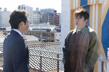 再開発反対派の説得役を依頼された一平（香取慎吾）まちに愛着を持ち始めたなかでの話に戸惑うが…『日本一の最低男』第9話予告