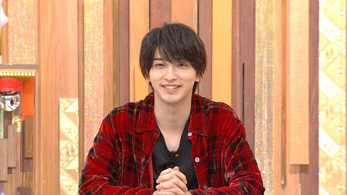 横浜流星が3択クイズを出題！「カルビ」「サウナ」「壁」のうち横浜が大好きなものは？