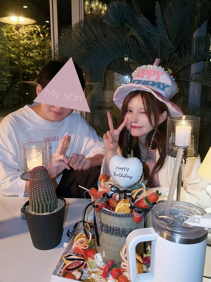益若つばさ 息子との最強親子ショットを披露！“センス抜群”な
