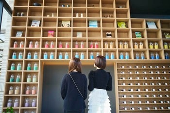 湯河原の日帰り温泉「おふろcafe HITOMA」が開業2周年！　日頃の感謝を込めた周年祭イベントを開催します