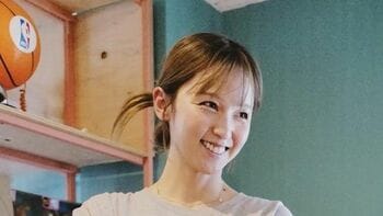 「口元がママに似てる！」Dream Ami 2歳息子との親子ショット披露！建築家の夫・半田悠人氏が作ったシューズクローゼットでの仲良し写真も