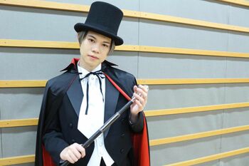 超特急がカイ考案の謎解きにチャレンジ&スタジオライブの裏側をメンバーがスマホで撮影！