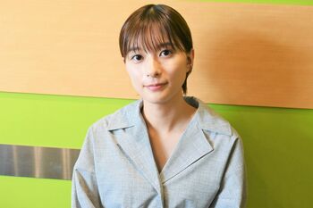 芳根京子 貧困にあえぐデリバリー配達員を「噛みしめるような気持ちで見ました」