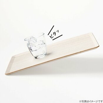 【シリーズ累計販売数30万枚超】人気の「丸洗いできるすべりにくい木製トレー」にホワイトウォッシュ色が新登場！