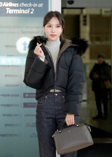 img_7614d352e117330c19f8c32c37