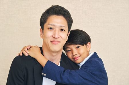 中村時蔵＆梅枝 マイケル・ジャクソンで親子の絆を深める！ゲーム手腕はまだまだ父が上で息子が嫉妬！？「明日にでも打ち負かしたい」