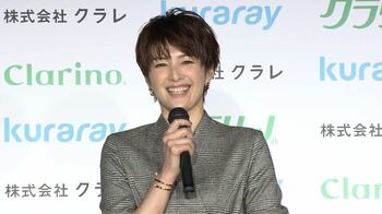 吉瀬美智子 2度目の“美脚大賞”受賞 も「（保つのは）大変なのよ」