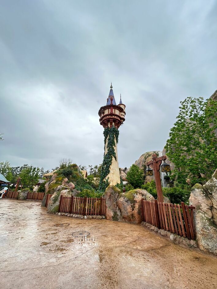 ディズニー新エリア「ラプンツェルの森」に行ってみた！歌う