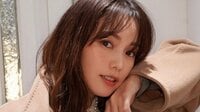 「上がユリさん？？」蛯原友里 幻想的な“双子？ショット”にファン騒然！勘違いする人続出で「両方わたしだよ」と種明かし