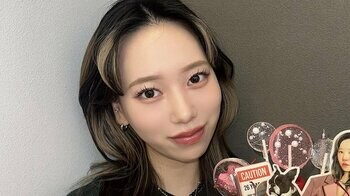 「一生推し夫婦！」タナカガ 愛犬型ケーキで夫の誕生日を祝福！スヤスヤ眠る娘と親子3ショットも披露「家族全員幸せでいてね」