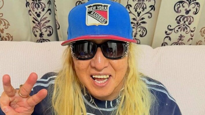 「めっちゃイケメン」DJ KOO 若かりし頃の貴重なショット公開！“1ヵ月20万のドレッド”＆サングラスなしのハニカミに「男前だな～」「イケイケtrf最高」