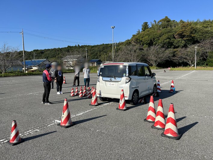 【JAF 千葉】ベテランドライバー向けマイカーを使った講習会を開催