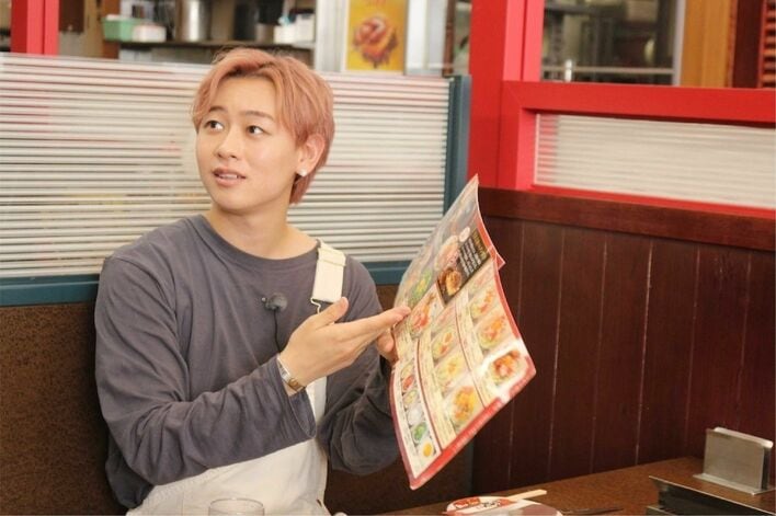 超特急・シューヤ、食リポ中に「俺、今なに頼んだっけ?」『トレタリ』で名場面&未公開&スタジオライブ裏側公開!
