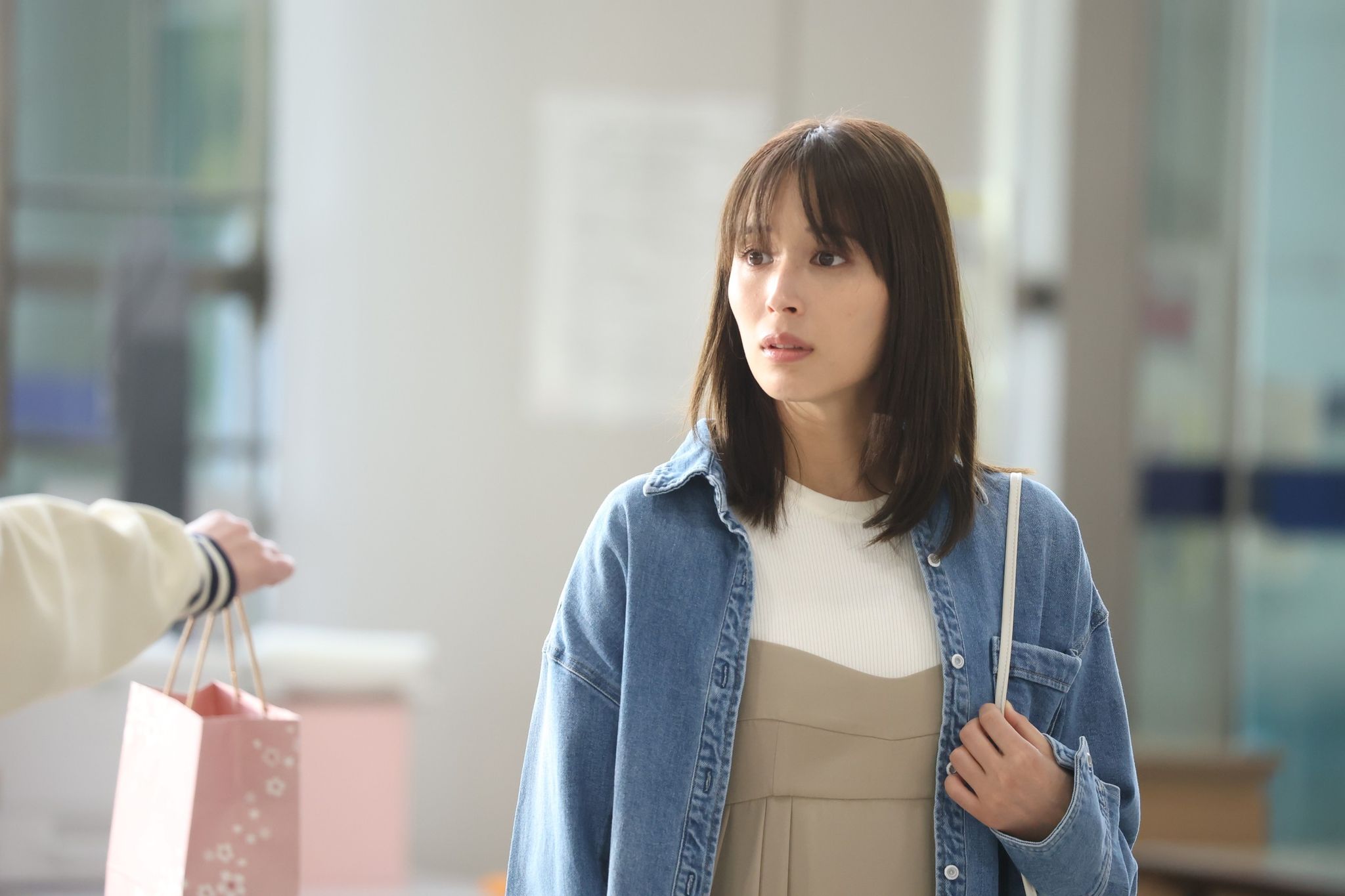 広瀬アリスが“目の覚めない”眞栄田郷敦を支える決意！「あぁぁ