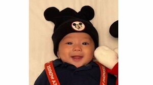 「吹き出しました」生後6ヵ月赤ちゃんがママの子守歌で“半落ち”！？「起きていたい…でももう無理…」心の葛藤感じる姿に「可愛すぎる♡」【激かわキッズ奇跡の瞬間】