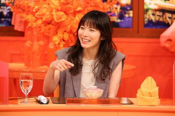 松岡茉優、ワンバンご飯に振り回され「帰りたくない…」料理の香りをリセットするための新技“マツオカ”を編み出す！