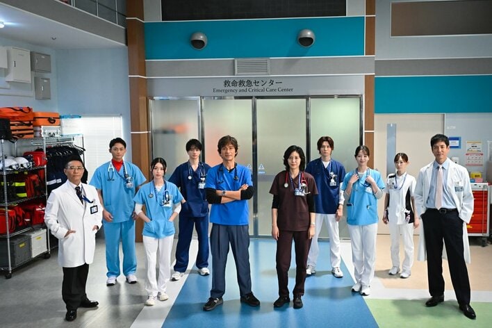 27年ぶりの再会にSNSも「涙が出る」「胸熱っっっ！！！」江口洋介＆松嶋菜々子のオフショット公開『救命病棟24時』