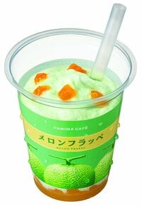 ファミマから「味わうごほうびフルーツ」フラッペが6月23日から新登場！第1弾はWメロンで贅沢に！完熟メロンのジューシーな甘み