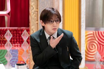 山下幸輝がようやく登場でSNS「待ってたよ」と歓喜！加賀美（山田涼介）の“煽り”には「顔芸がヤバいww」の声『ビリオン×スクール』