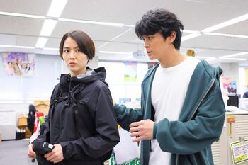 死刑囚に冤罪疑惑浮上！？元人気女性アナ・恵那（長澤まさみ）が立ち上がる『エルピス』第1話予告