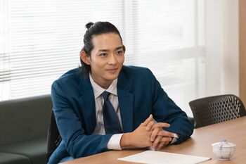 大陽（竜星涼）は娯楽産業を扱う御手洗（内藤秀一郎）をアシスト『スタンドUPスタート』第3話予告