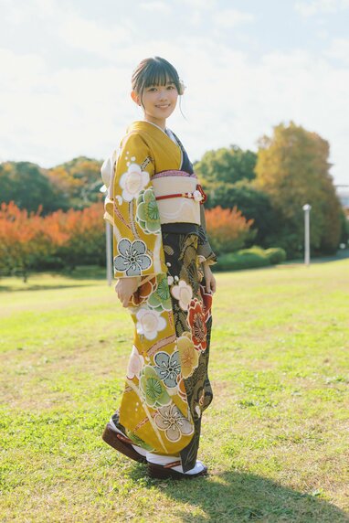 日向坂46・櫻坂46ら人気アイドル8名の“ハタチ”の振袖姿 谷口愛季、竹内