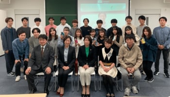 ピーコック魔法瓶が、SDGｓネイティブの現役大学生と挑む“マイボトル普及"の壁！大学生が持ち歩くためのマイボトル「ｕｎｉボトル」発売～約2年半に及ぶ学生との対話から見えた本質的な課題と解決策～