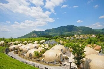 『ファミリーの思い出応援プロジェクト』！2月は熊本の「阿蘇ファームランド　大自然阿蘇健康の森」の無料宿泊券が当たる