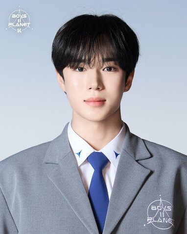 ボイプラ　キムジュンソ　ジュンソ　トレカ ボイプラ2 公式 トレカ ジュンソ BOYS PLANET スター