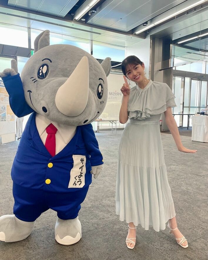 松村沙友理 本当に証明写真！？履歴書用の真正面ショット公開も華やか