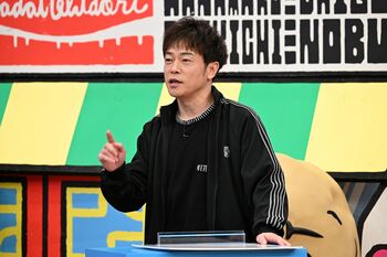 陣内智則「僕たちはアンテナを日々張ってないといけないから…」と自信を見せるも、大悟「そんなタイプかなぁ（笑）」