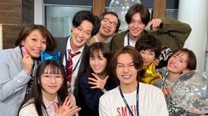 【座長！おめでとう】Travis Japan松田元太『人事の人見』の現場で誕生日をお祝い！ファンからは「現場の温かさに泣ける」の声