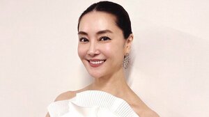 観月ありさ 若かりし頃の“貴重な姿”を公開！「面影そのまま」広大な海を背景に屈託のない笑顔を浮かべるCMオフショットに「懐かしい」と反響
